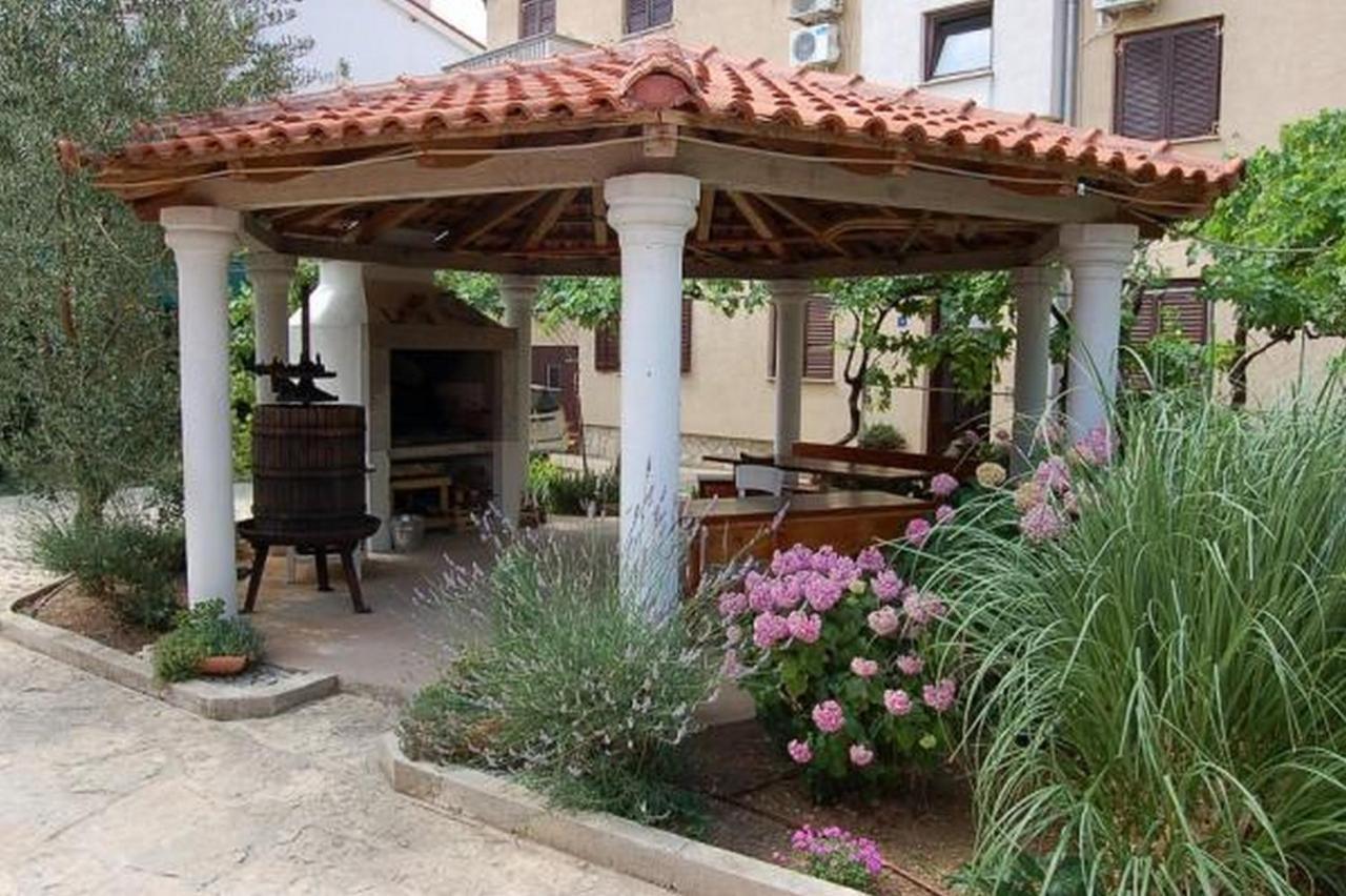 Apartments Adria Biograd Na Moru Exterior photo