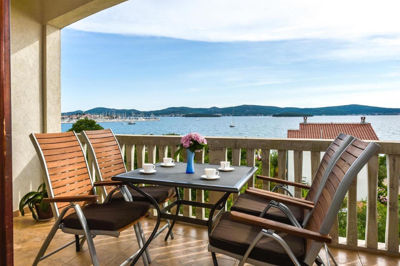 Apartments Adria Biograd Na Moru Exterior photo