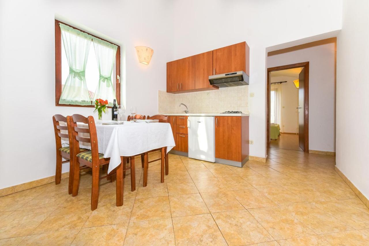Apartments Adria Biograd Na Moru Exterior photo
