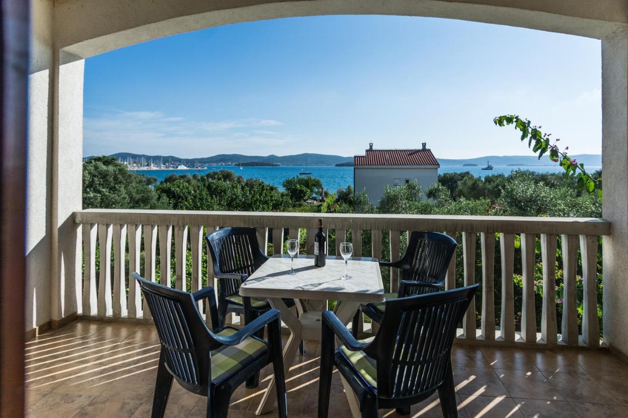 Apartments Adria Biograd Na Moru Exterior photo