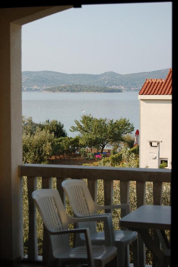 Apartments Adria Biograd Na Moru Room photo